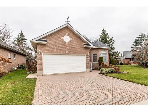 82 White Pine Way, Guelph, ON - Outdoor