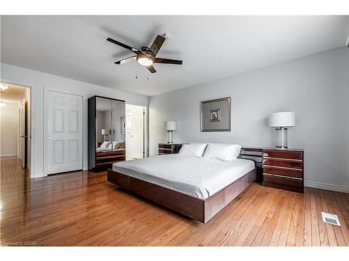 82 White Pine Way, Guelph, ON - Indoor Photo Showing Bedroom