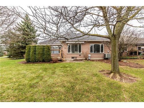 82 White Pine Way, Guelph, ON - Outdoor