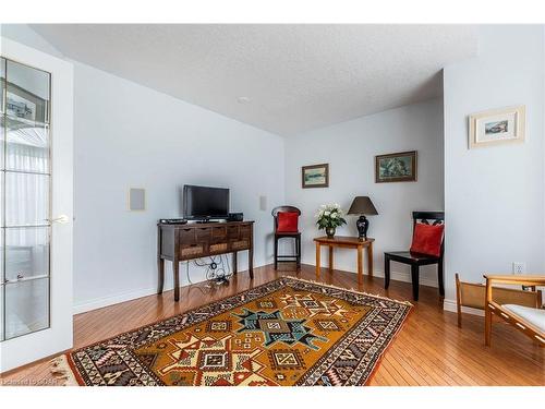 82 White Pine Way, Guelph, ON - Indoor