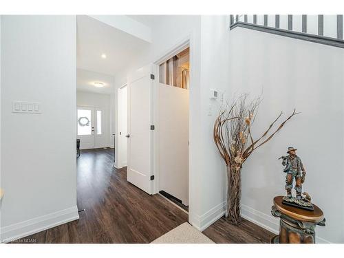 43 Ferris Circle, Guelph, ON - Indoor Photo Showing Other Room