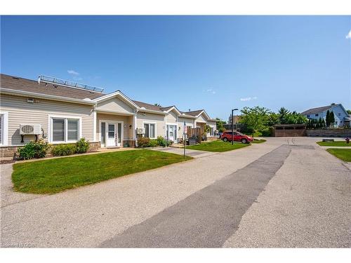 120-760 Woodhill Drive, Fergus, ON - Outdoor With Facade