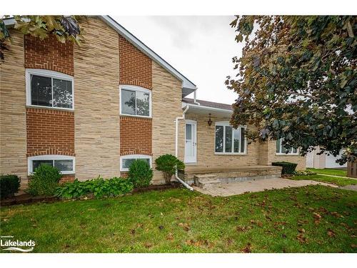 2 Campbell Street, Collingwood, ON - Outdoor