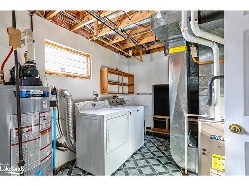 2 Campbell Street, Collingwood, ON - Indoor Photo Showing Laundry Room