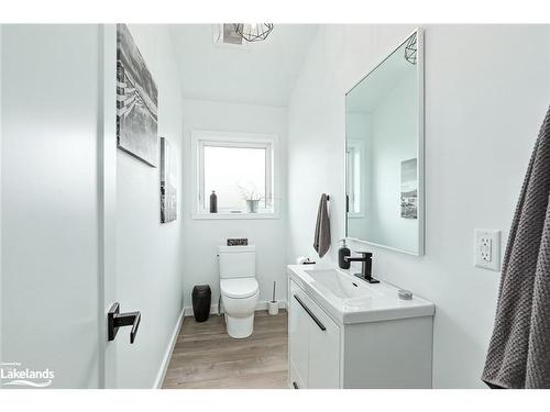 145 St Vincent Crescent, Meaford Municipality, ON - Indoor Photo Showing Bathroom