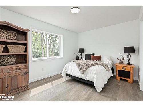 145 St Vincent Crescent, Meaford Municipality, ON - Indoor Photo Showing Bedroom