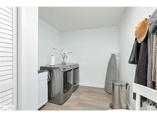 145 St Vincent Crescent, Meaford Municipality, ON - Indoor Photo Showing Laundry Room