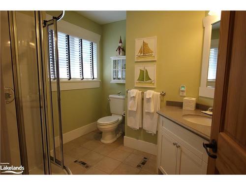 Villa 13, Week 8-1020 Birch Glen Road, Baysville, ON - Indoor Photo Showing Bathroom