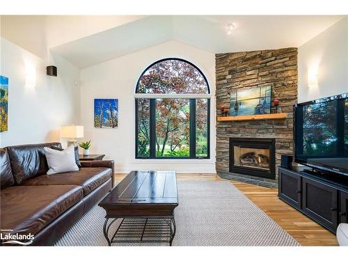 20 Trails End, Collingwood, ON - Indoor Photo Showing Living Room With Fireplace
