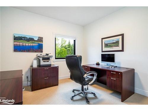 20 Trails End, Collingwood, ON - Indoor Photo Showing Office