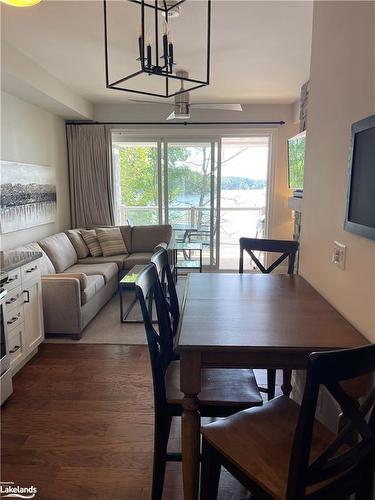 1869 Muskoka Road 118 W, Muskoka Lakes, ON - Indoor Photo Showing Dining Room