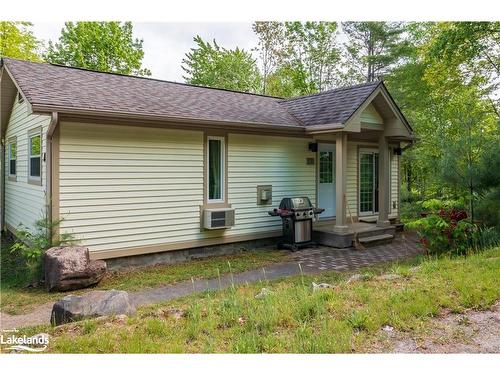 102-1-1052 Rat Bay Road, Lake Of Bays (Twp), ON - Outdoor With Exterior