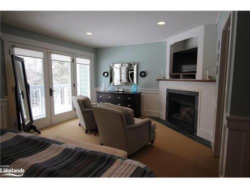 1020 Birch Glen V 11, W 5 Road, Baysville, ON - Indoor Photo Showing Living Room With Fireplace