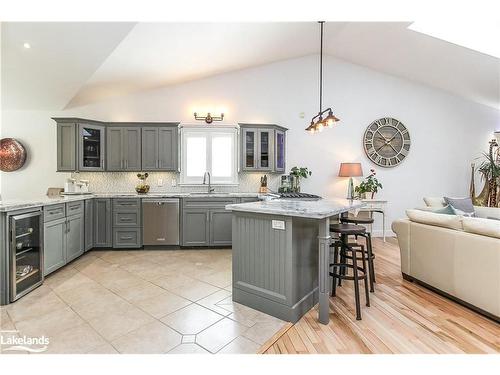 114 Wasaga Sands Drive, Wasaga Beach, ON - Indoor Photo Showing Kitchen With Upgraded Kitchen