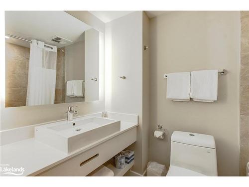 6201/6203-9 Harbour Street E, Collingwood, ON - Indoor Photo Showing Bathroom