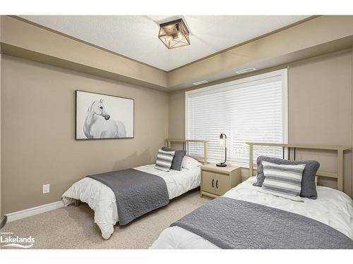 106-2 Brandy Lane Drive, Collingwood, ON - Indoor Photo Showing Bedroom