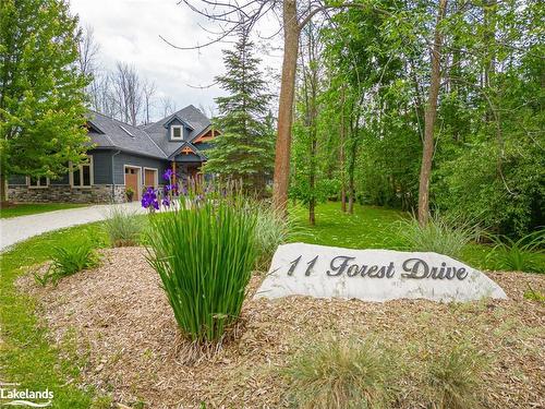 11 Forest Drive, Collingwood, ON - Outdoor