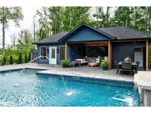 11 Forest Drive, Collingwood, ON - Outdoor With In Ground Pool