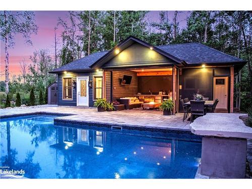 11 Forest Drive, Collingwood, ON - Outdoor With In Ground Pool