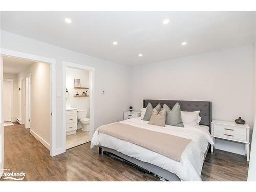 415-14 Dawson Drive, Collingwood, ON - Indoor Photo Showing Bedroom