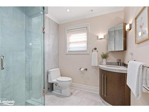 35 Glen Rogers Road, Collingwood, ON - Indoor Photo Showing Bathroom
