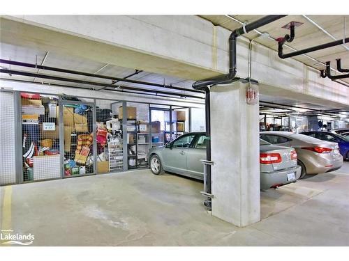 303-91 Raglan Street, Collingwood, ON - Indoor Photo Showing Garage