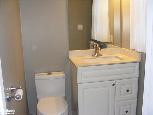 12 Riverdale Drive, Wasaga Beach, ON - Indoor Photo Showing Bathroom