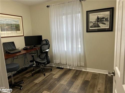 12 Riverdale Drive, Wasaga Beach, ON - Indoor Photo Showing Office