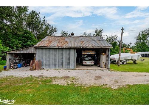 4060 10Th Side Road, Bradford, ON - Outdoor