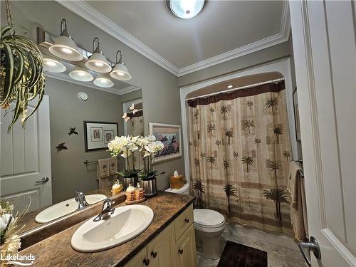 157 New York Avenue, Wasaga Beach, ON - Indoor Photo Showing Bathroom