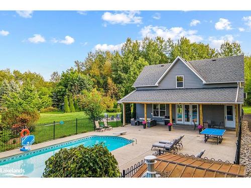 7833 Poplar Sideroad, Clearview, ON - Outdoor With In Ground Pool With Deck Patio Veranda