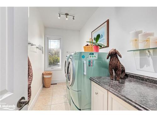 133 Lakeshore Road E, The Blue Mountains, ON - Indoor Photo Showing Laundry Room