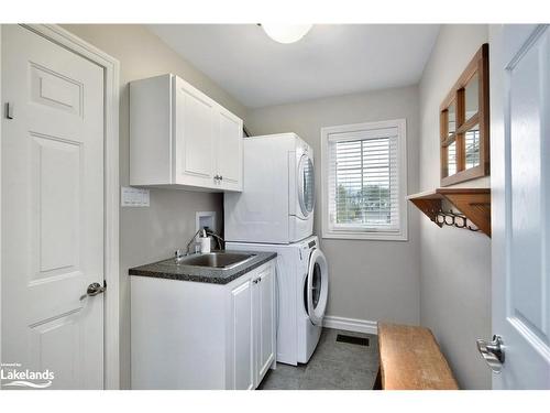 136 Algonquin Drive, Meaford, ON - Indoor Photo Showing Laundry Room
