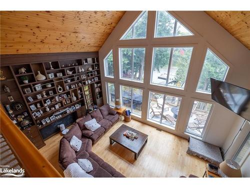 1010 Ransbury Road, Port Carling, ON - Indoor With Fireplace
