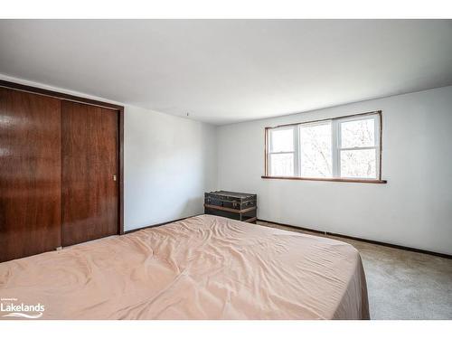 4315 Crossland Road, Tiny, ON - Indoor Photo Showing Bedroom