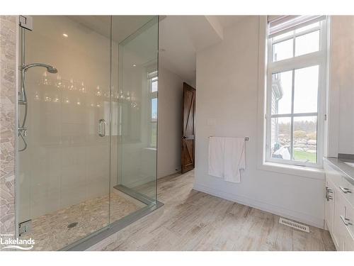 280 Sunset Boulevard, Thornbury, ON - Indoor Photo Showing Bathroom