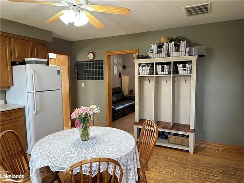 1592 Bruce Saugeen Townline, Port Elgin, ON - Indoor Photo Showing Dining Room