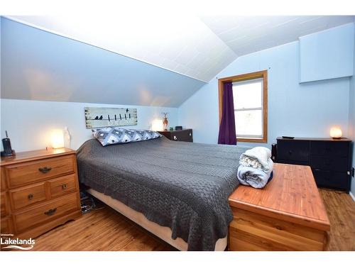 1592 Bruce Saugeen Townline, Port Elgin, ON - Indoor Photo Showing Bedroom