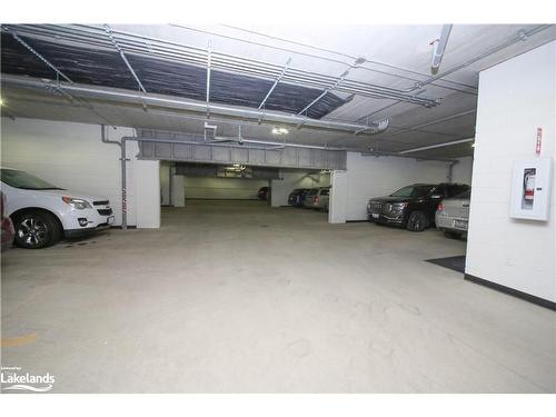 101-4 Lake Avenue, Haliburton, ON - Indoor Photo Showing Garage
