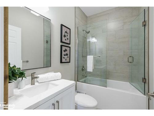 1104 Deerfly Drive, Gravenhurst, ON - Indoor Photo Showing Bathroom