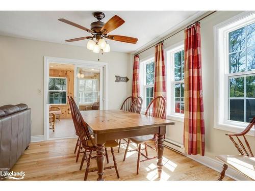 108-8-1052 Rat Bay Road, Lake Of Bays (Twp), ON - Indoor Photo Showing Dining Room