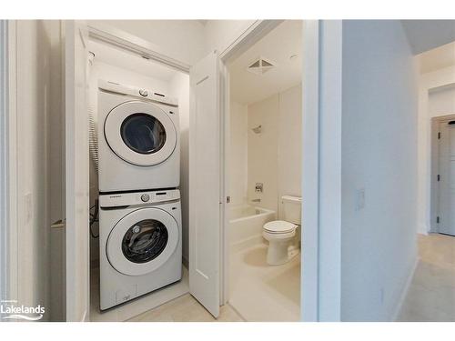 524-1 Hume Street, Collingwood, ON - Indoor Photo Showing Laundry Room