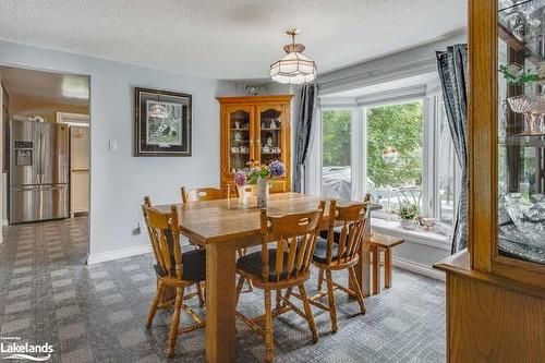 50 Wilson Road W, Tiny, ON - Indoor Photo Showing Dining Room