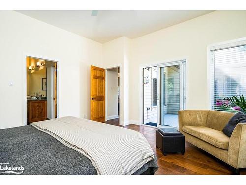 2 Evergreen Road, Collingwood, ON - Indoor Photo Showing Bedroom