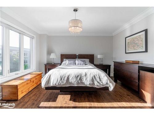 130-55 Trott Boulevard, Collingwood, ON - Indoor Photo Showing Bedroom