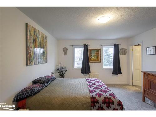 131 Stonebrook Way, Markdale, ON - Indoor Photo Showing Bedroom