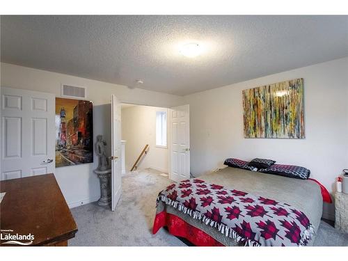 131 Stonebrook Way, Markdale, ON - Indoor Photo Showing Bedroom