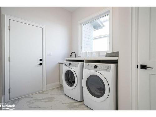 116 Sladden Court, The Blue Mountains, ON - Indoor Photo Showing Laundry Room