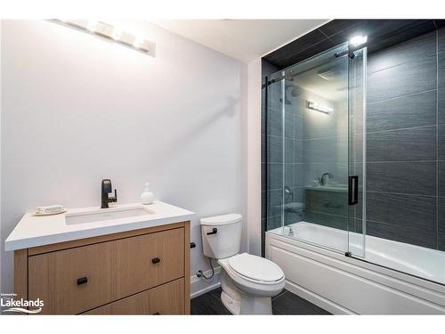 116 Sladden Court, The Blue Mountains, ON - Indoor Photo Showing Bathroom