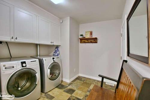 117 Stanley Street, Collingwood, ON - Indoor Photo Showing Laundry Room